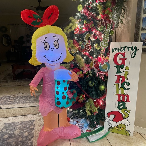 The grinch Cindy lou who airblown inflatable 5 feet - Picture 3 of 17